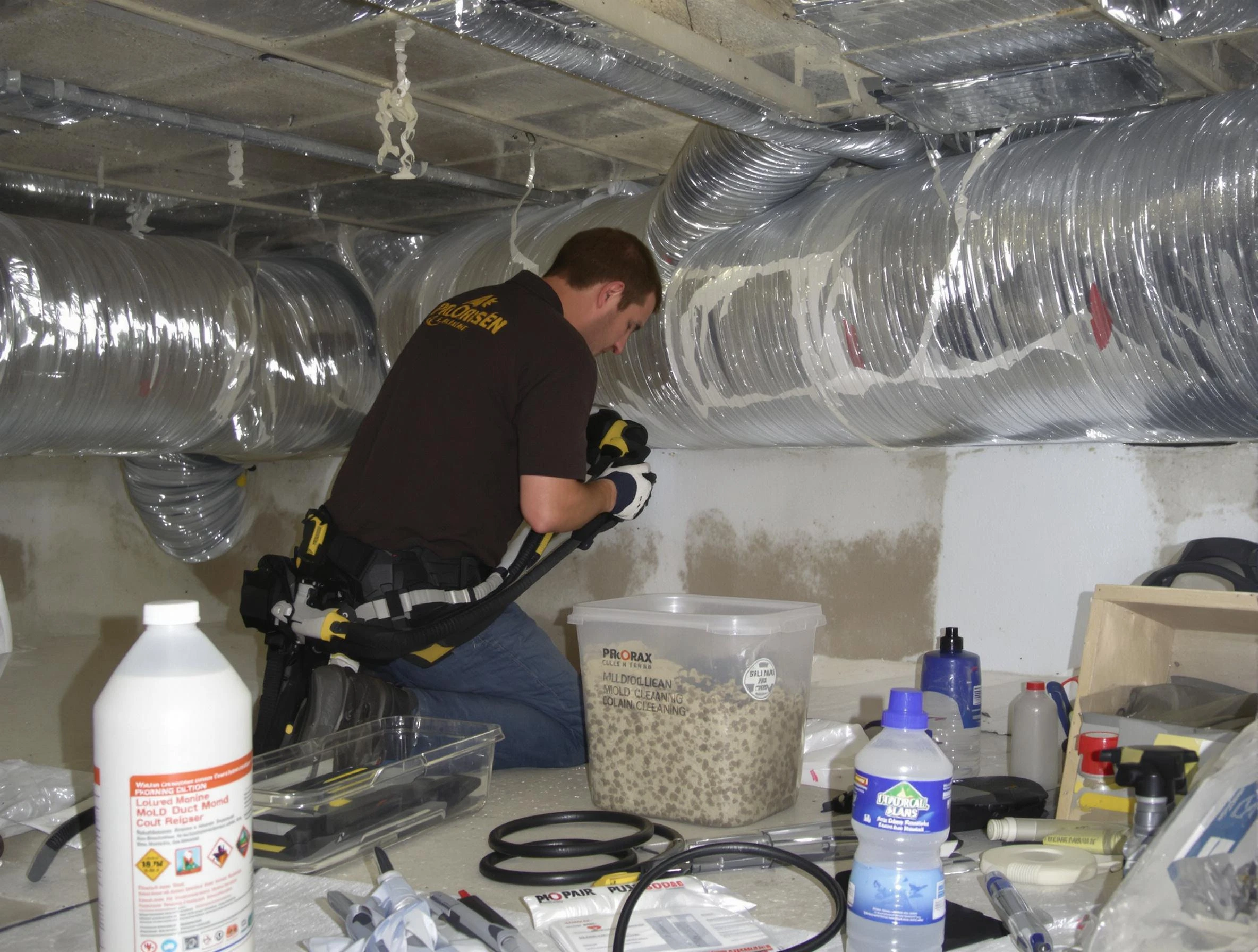 Eagle Mountain Air Duct Cleaning specialist performing professional mold removal from air ducts in Eagle Mountain